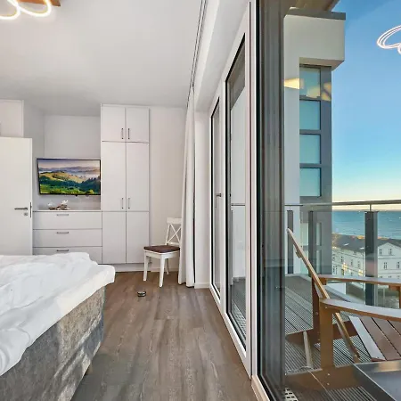 Penthouse - Sterntaucher Glowe