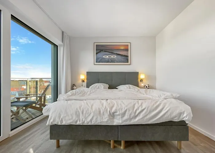 Penthouse - Sterntaucher * Glowe